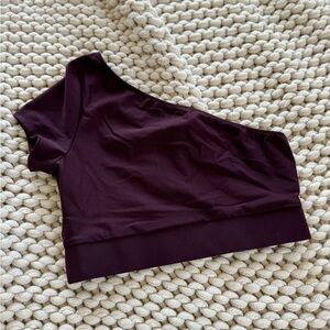 VICTORIA SPORT one shoulder crop top